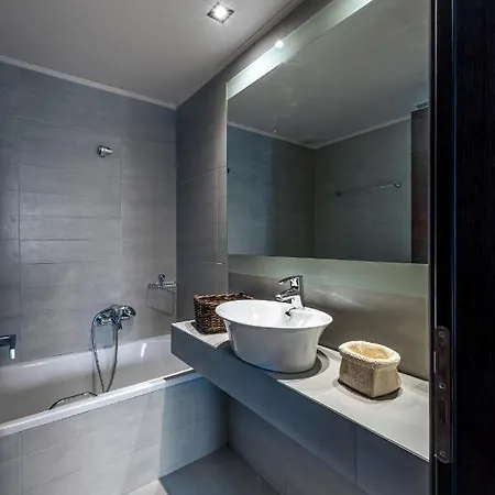 Soligia Thalassa Willa *