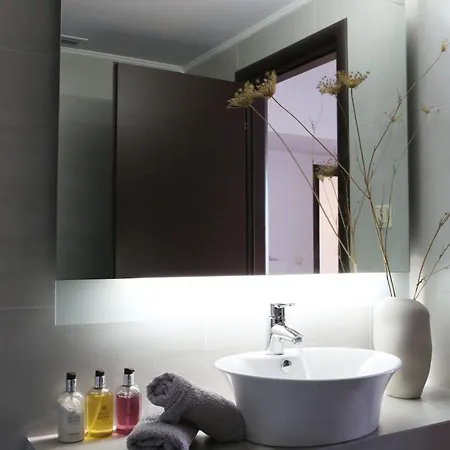 Willa Soligia Thalassa